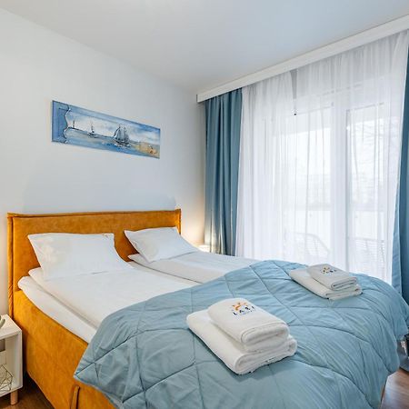 Laba Kolobrzeg Apartamenty Kollataja Z Parkingiem Экстерьер фото