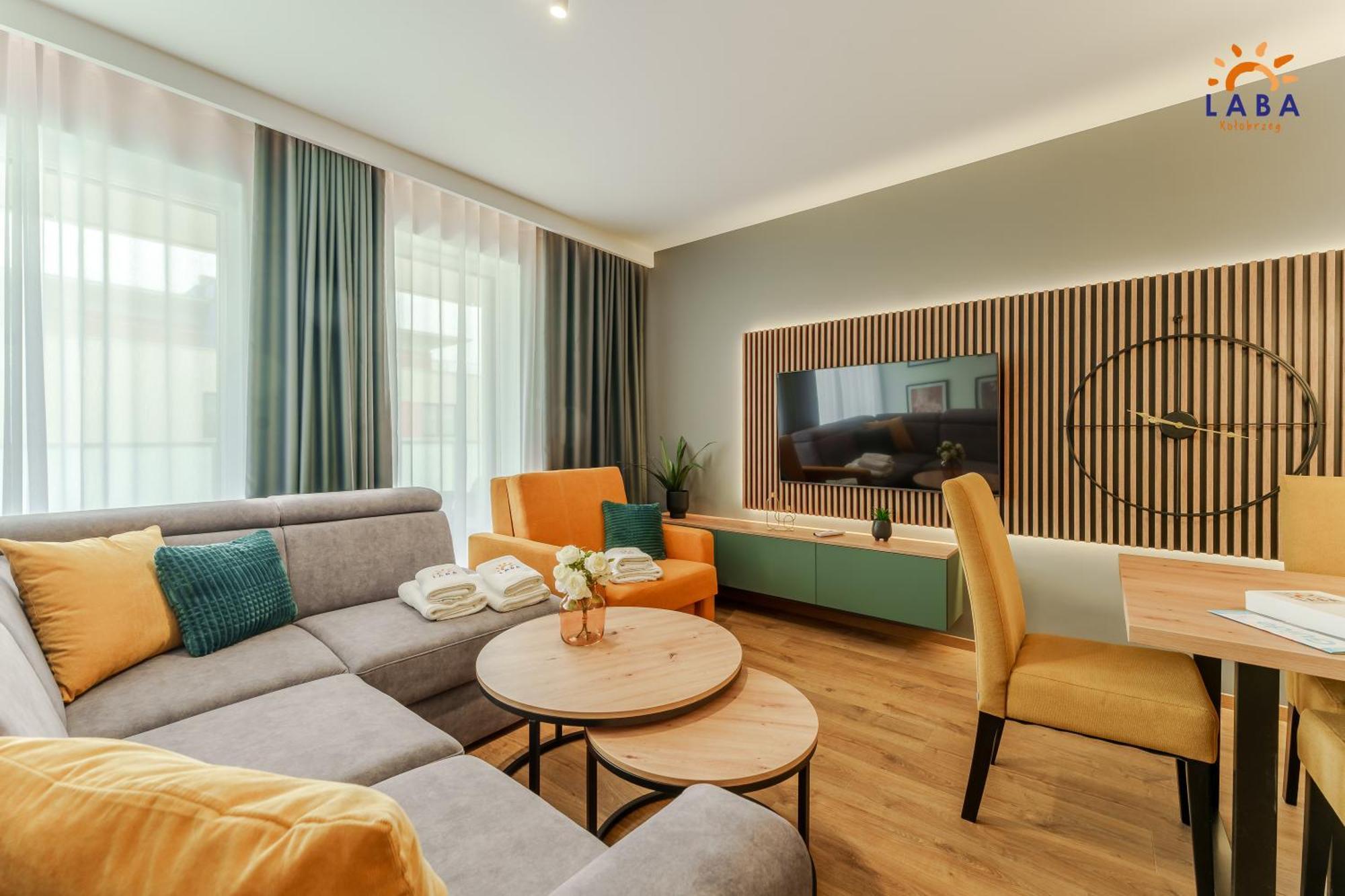 Laba Kolobrzeg Apartamenty Kollataja Z Parkingiem Экстерьер фото