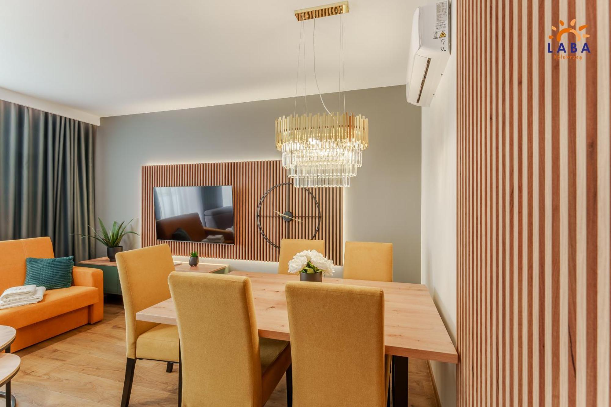 Laba Kolobrzeg Apartamenty Kollataja Z Parkingiem Экстерьер фото
