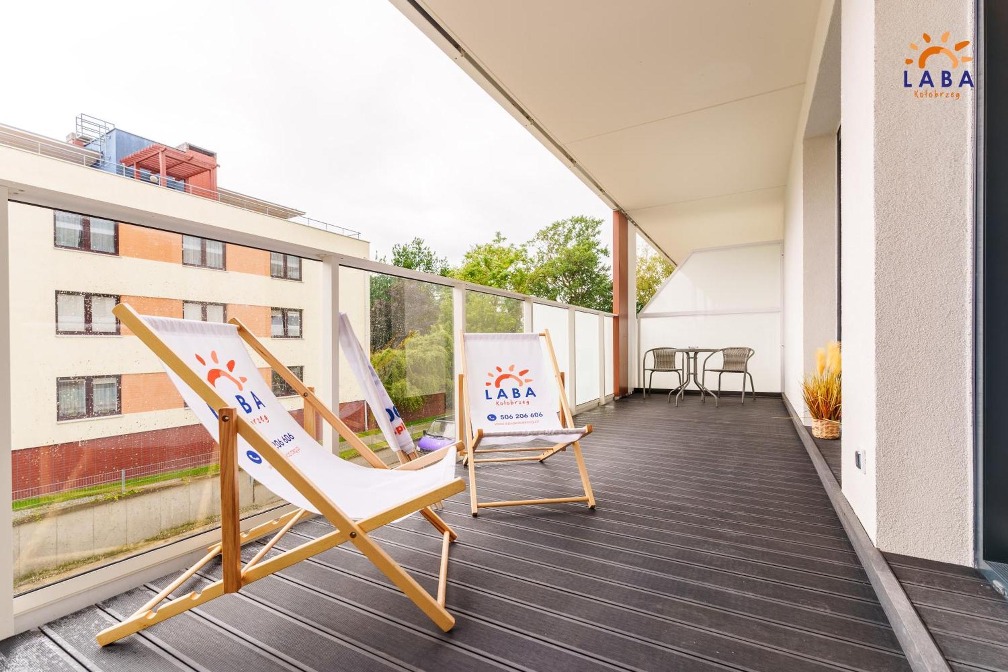 Laba Kolobrzeg Apartamenty Kollataja Z Parkingiem Экстерьер фото