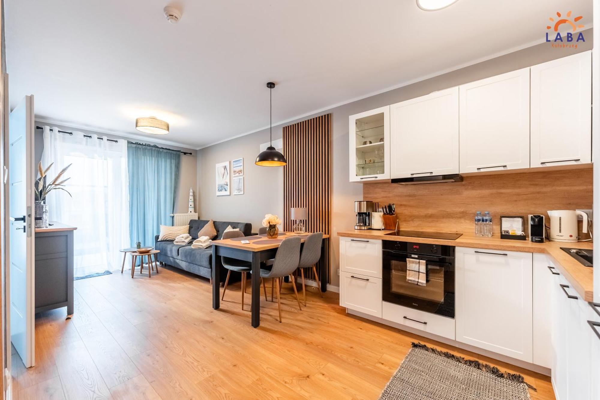 Laba Kolobrzeg Apartamenty Kollataja Z Parkingiem Экстерьер фото